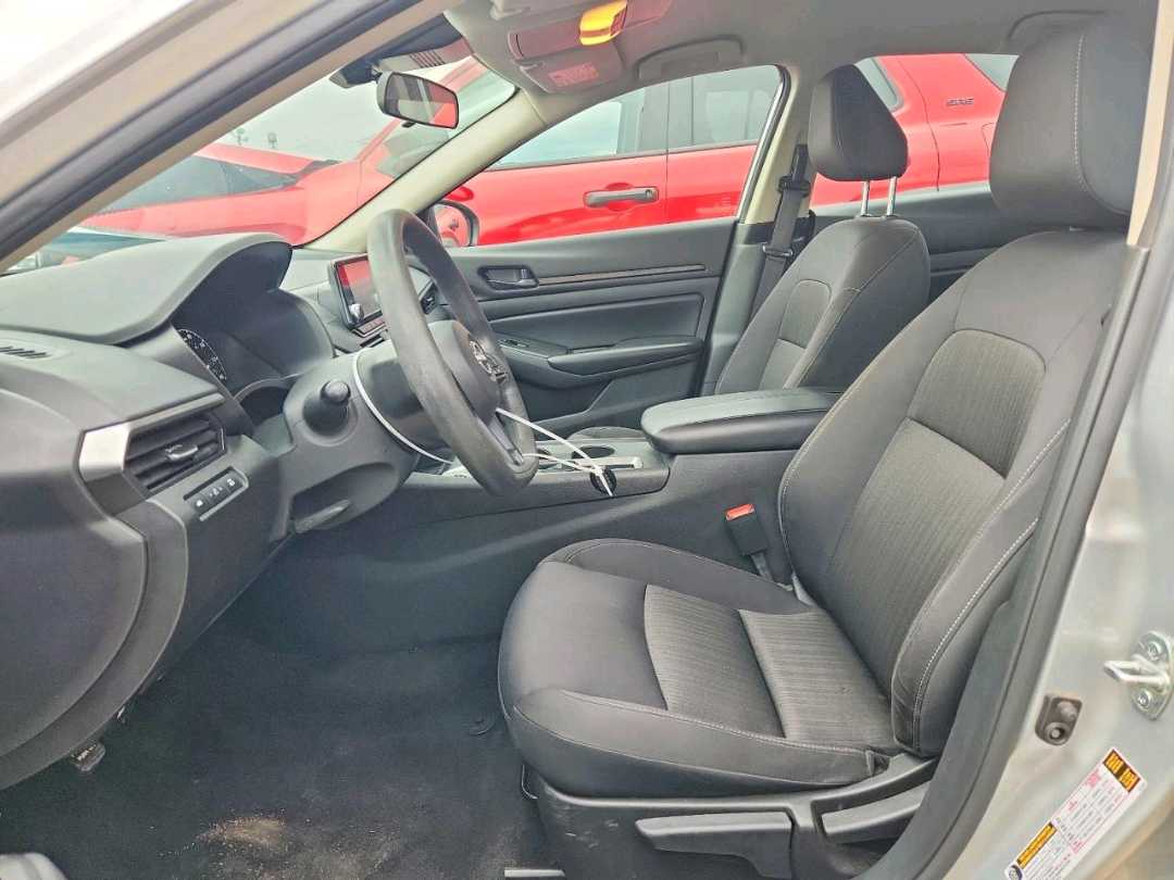 Car Image 2024 NISSAN ALTIMA