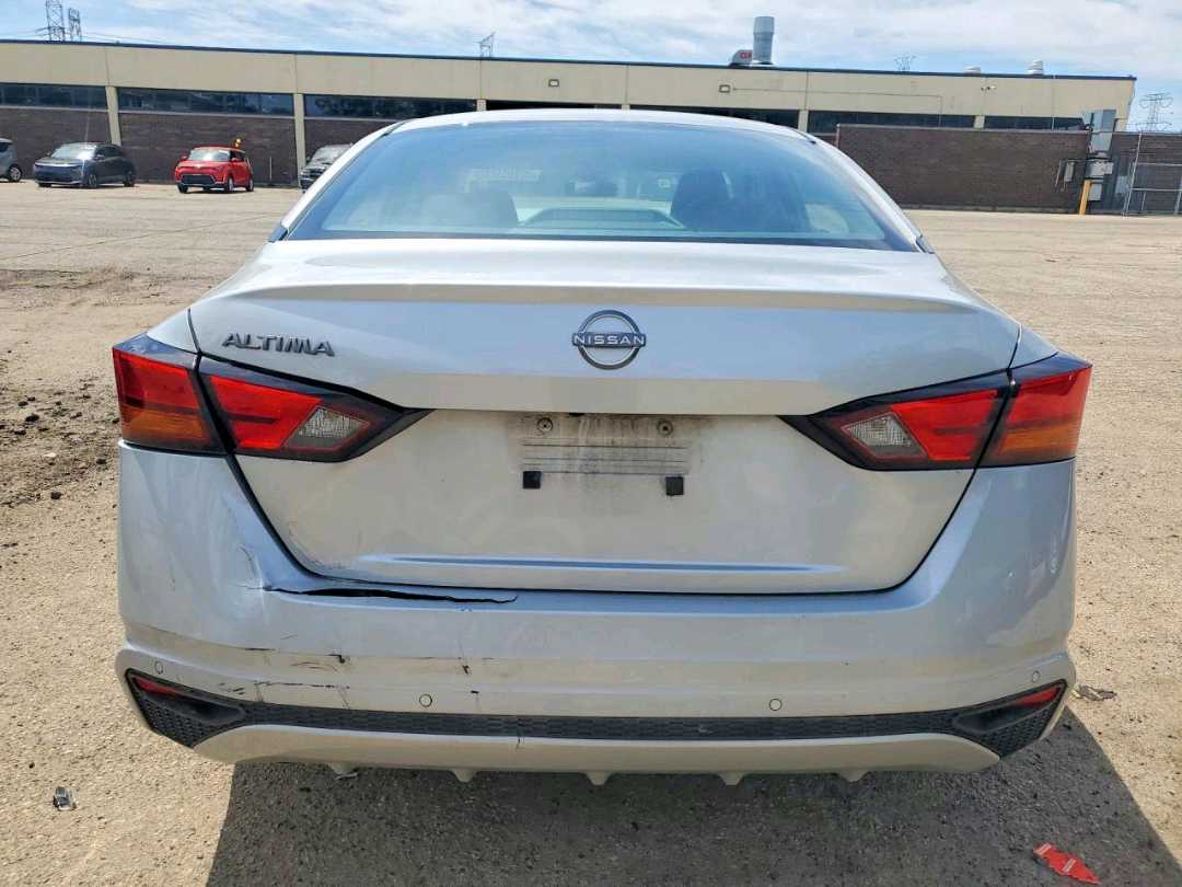 Car Image 2024 NISSAN ALTIMA
