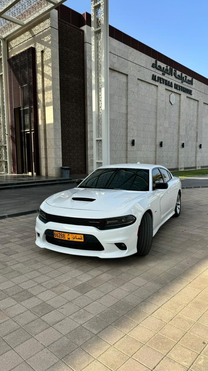 Car Image 2019 DODGE CHARGER R/T