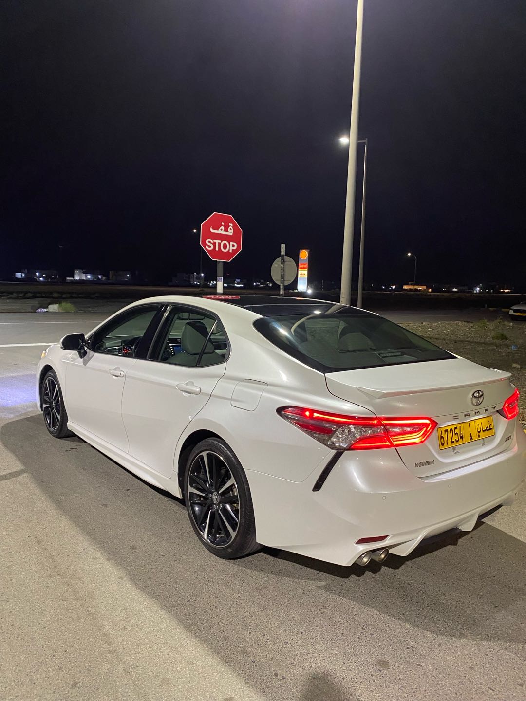 Car Image 2018 TOYOTA CAMRY XSE