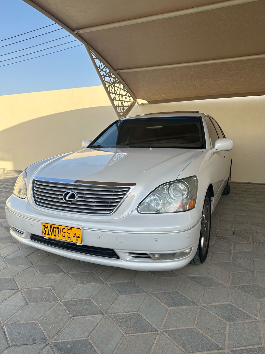 Car Image 2004 LEXUS LS 430