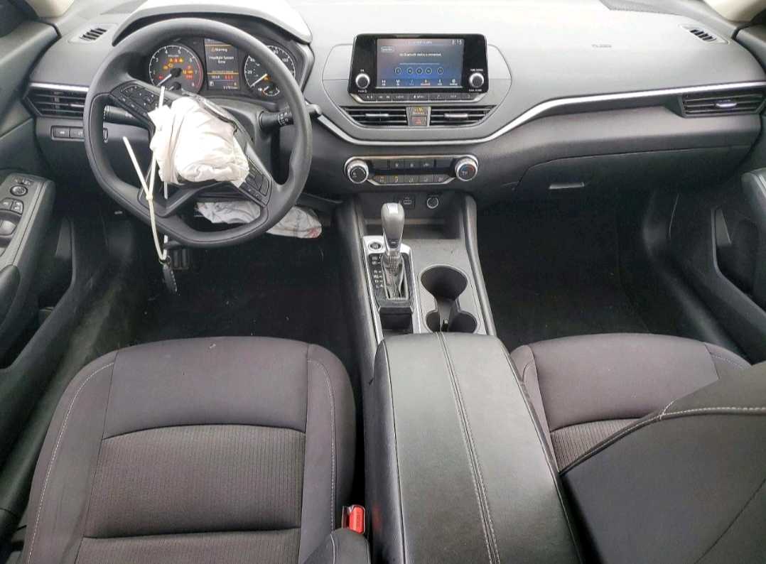 Car Image 2024 NISSAN ALTIMA