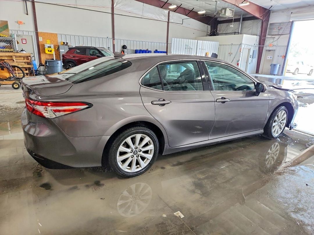 Car Image 2019 TOYOTA CAMRY