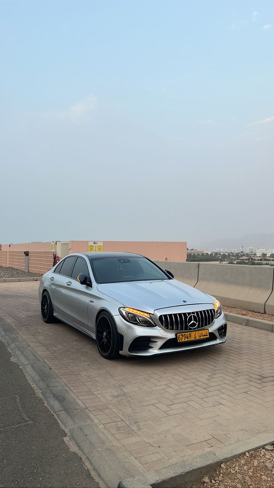 Car Image 2017 MERCEDES C Class 43