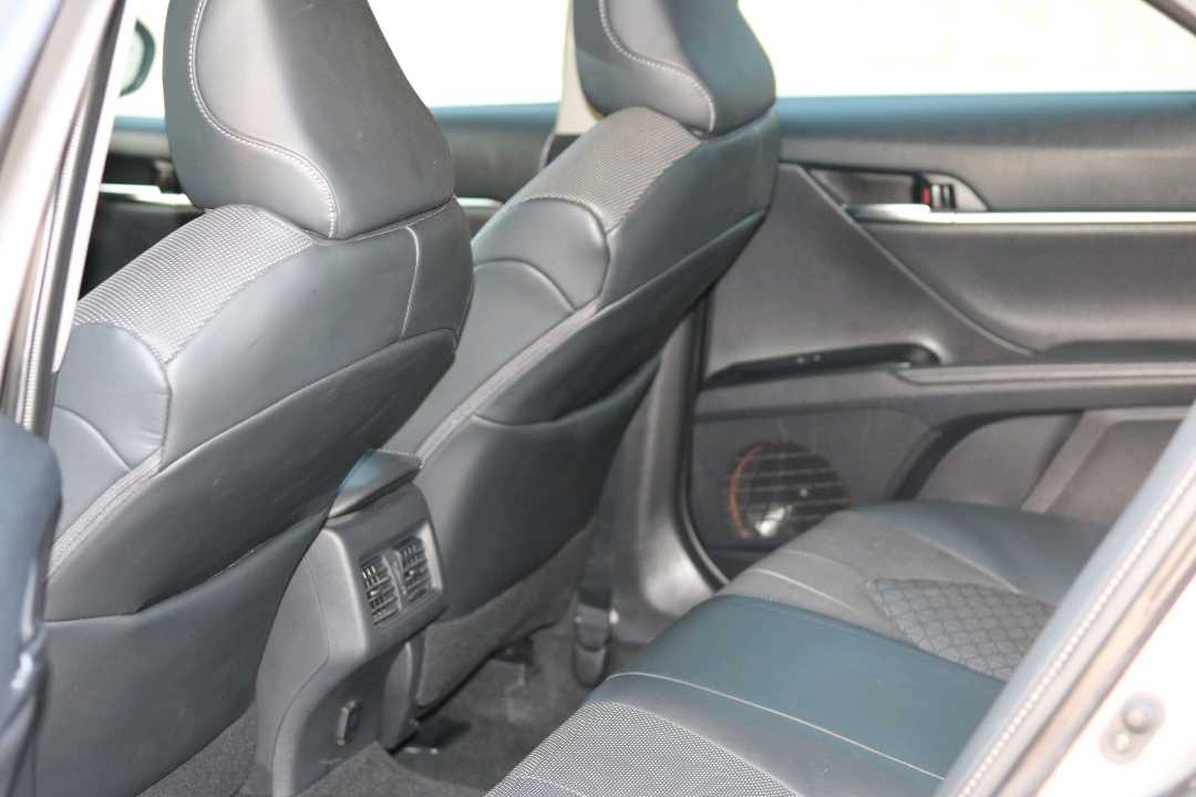 Car Image 2020 TOYOTA CAMRY XSE