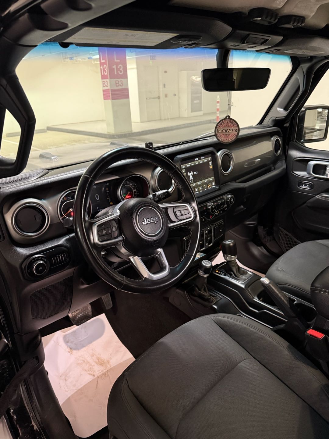 Car Image 2021 JEEP WRANGLER Unlimited