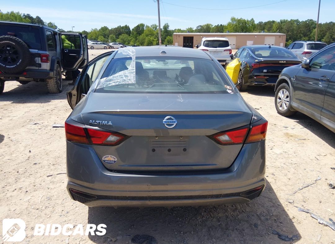 Car Image 2019 NISSAN ALTIMA