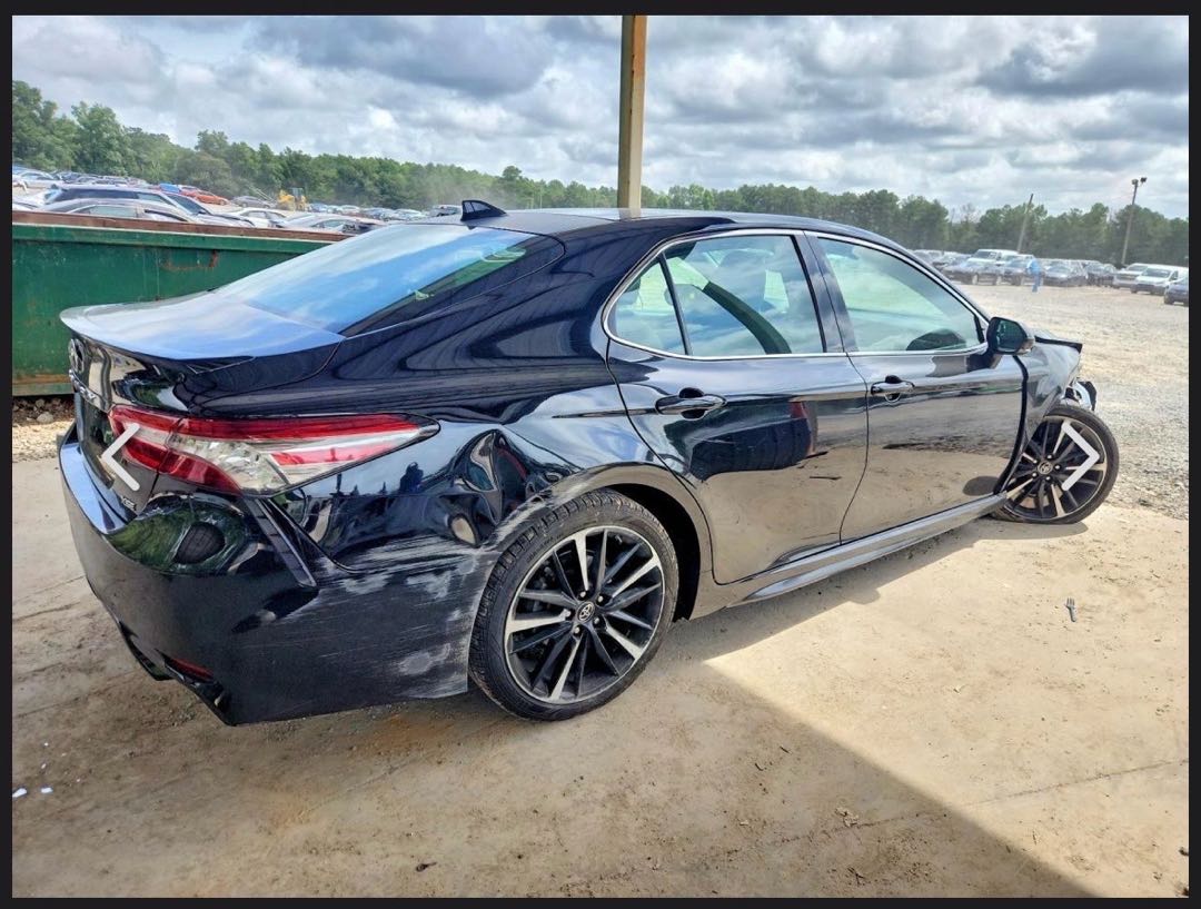 Car Image 2019 TOYOTA CAMRY