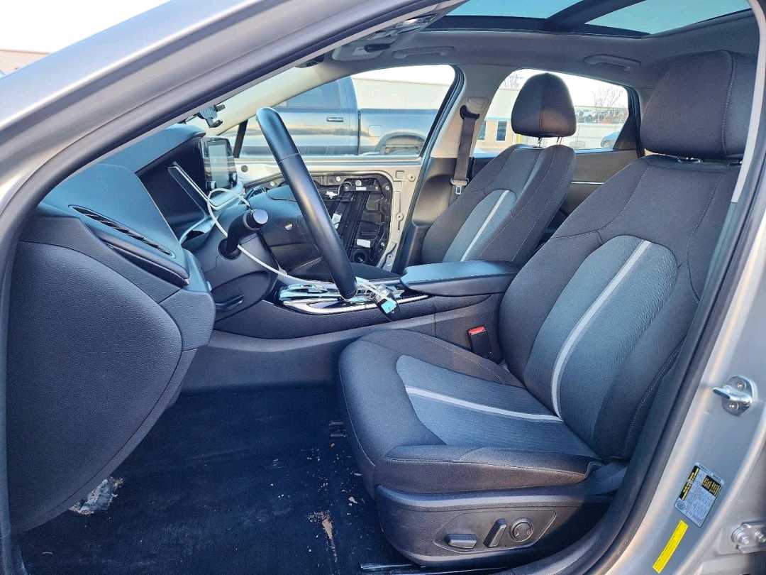 Car Image 2021 HYUNDAI SONATA