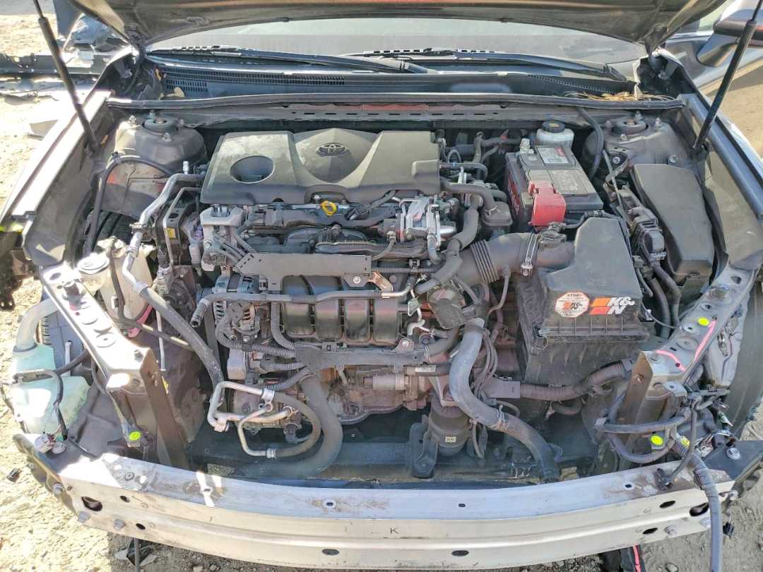 Car Image 2018 TOYOTA CAMRY