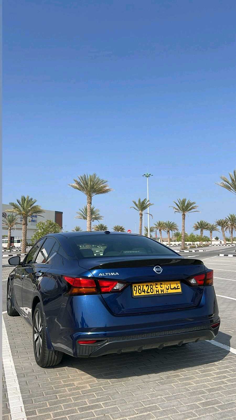 Car Image 2019 NISSAN ALTIMA S