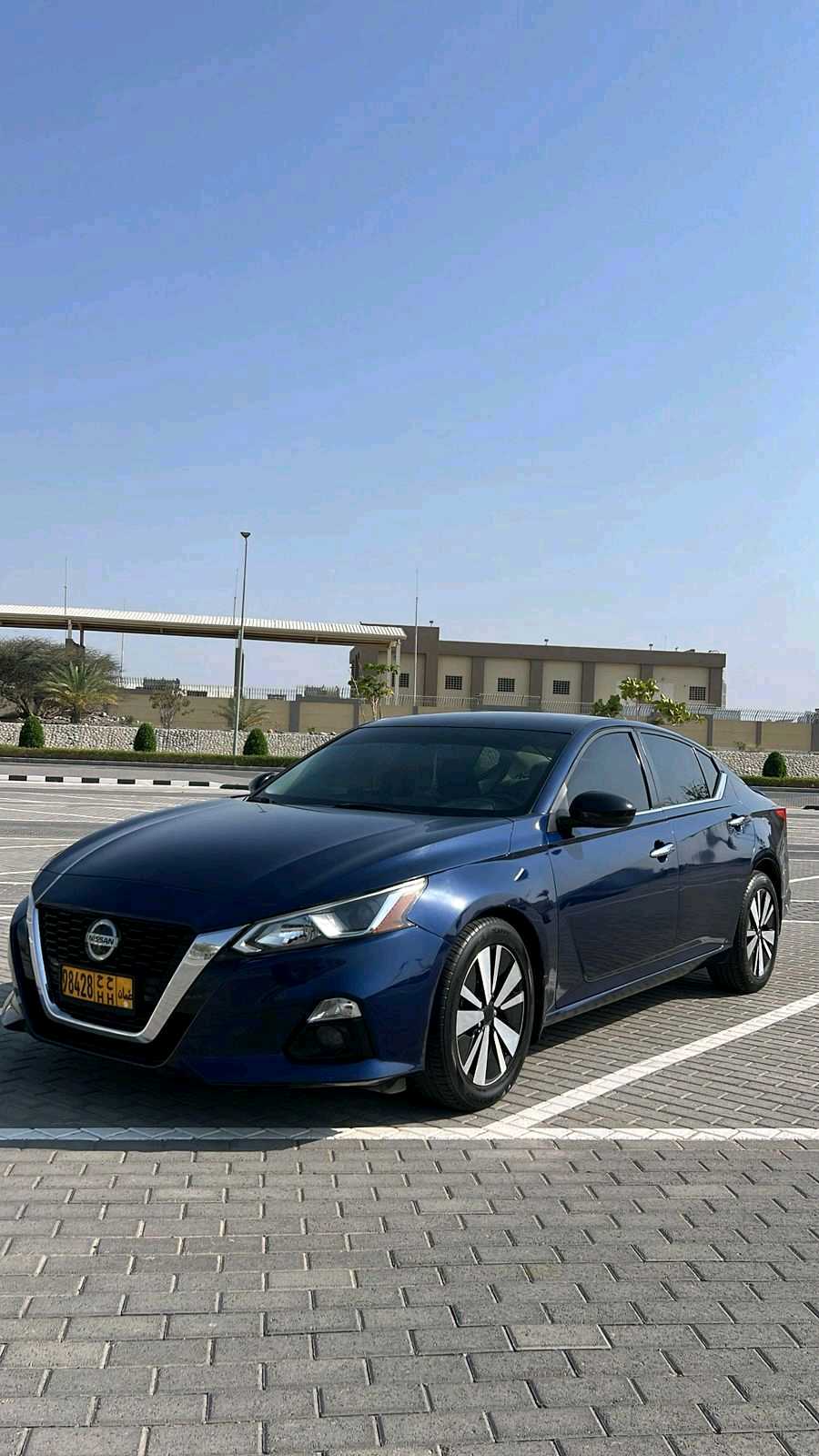 Car Image 2019 NISSAN ALTIMA S