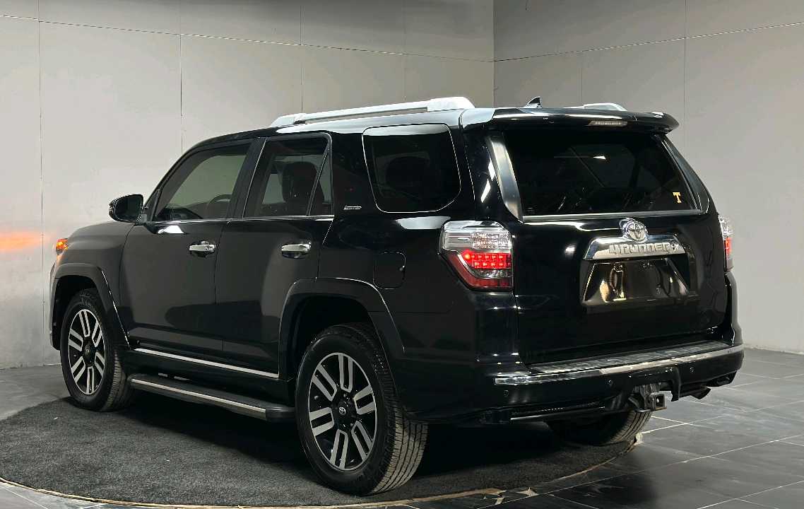 Car Image 2014 TOYOTA 4RUNNER