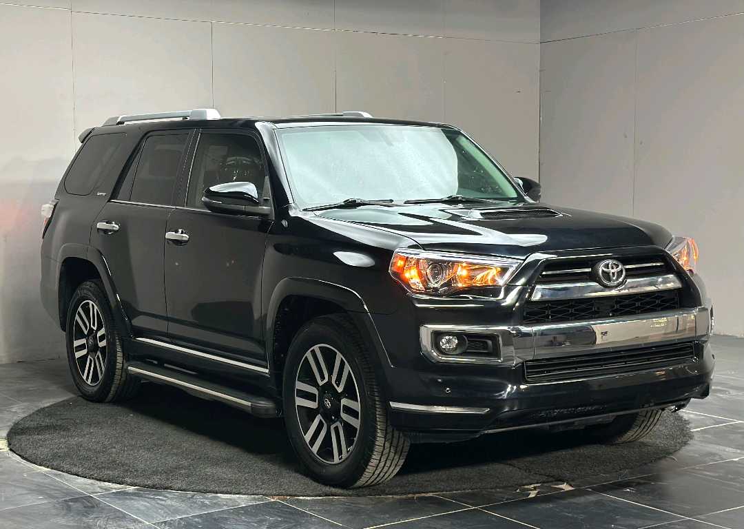 Car Image 2014 TOYOTA 4RUNNER