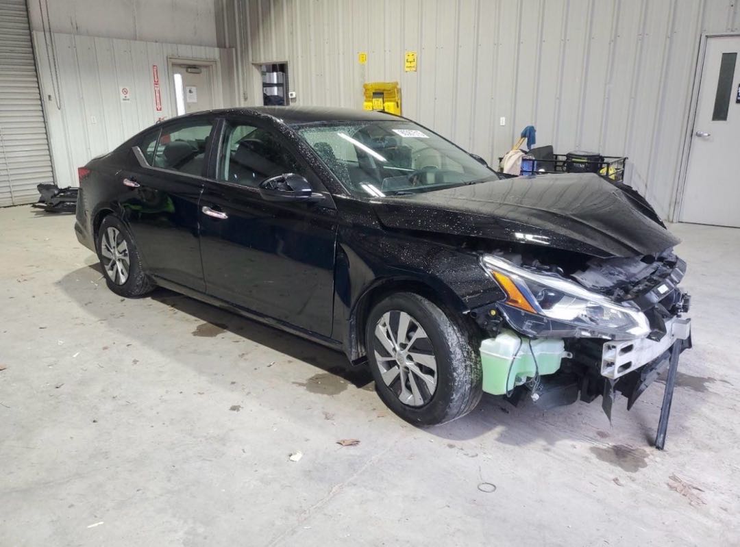 Car Image 2019 NISSAN ALTIMA
