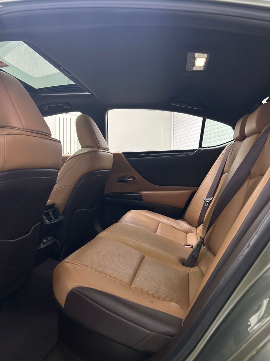 Car Image 2019 LEXUS ES 300