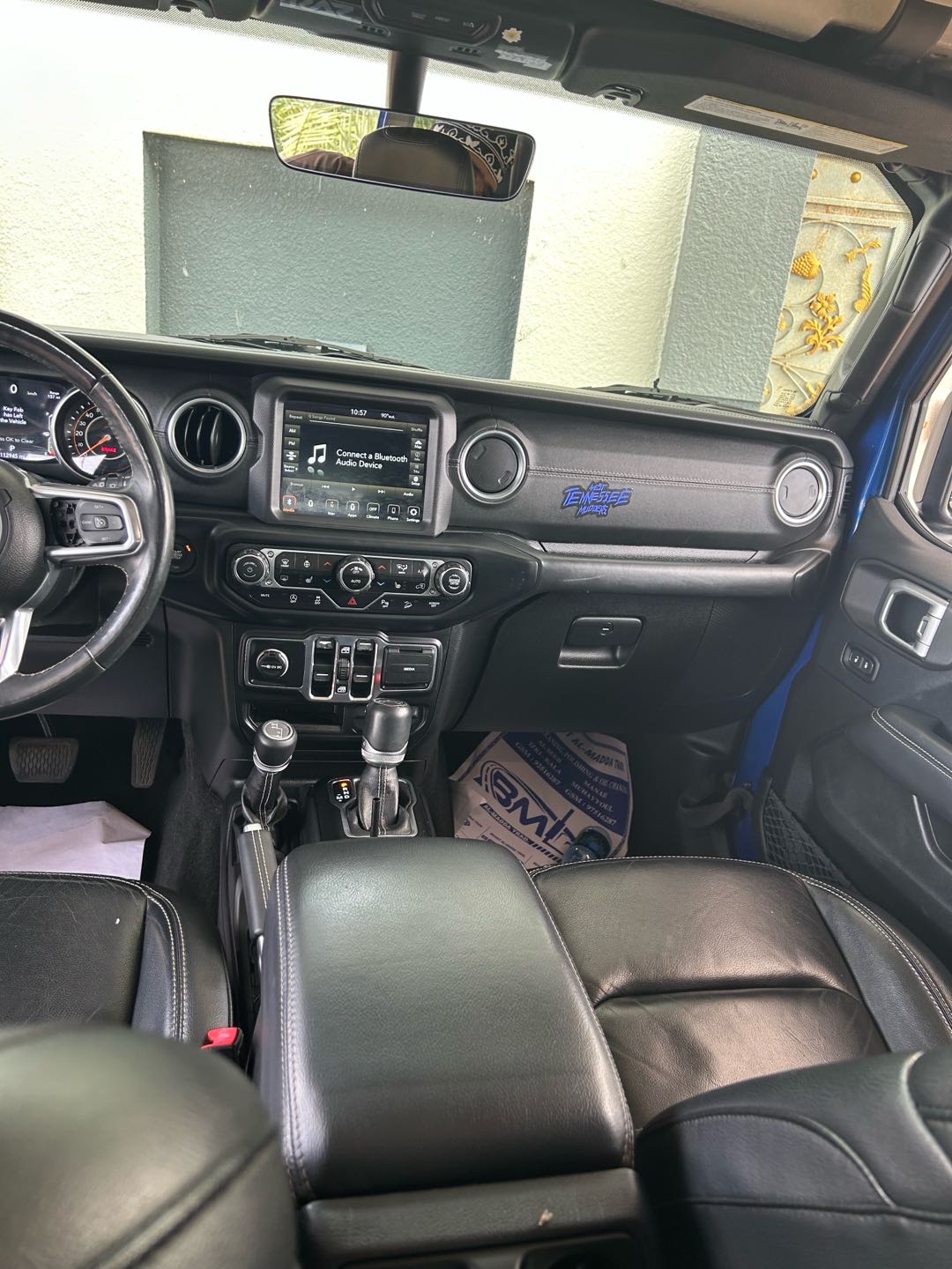 Car Image 2019 JEEP WRANGLER SAHARA