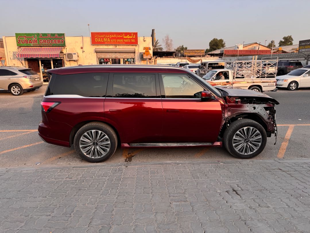 Car Image 2025 INFINITI QX80