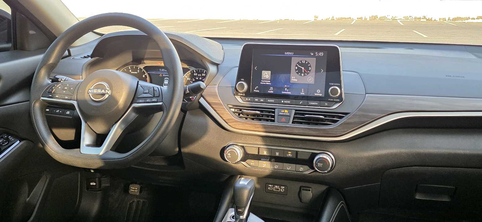 Car Image 2023 NISSAN ALTIMA SV