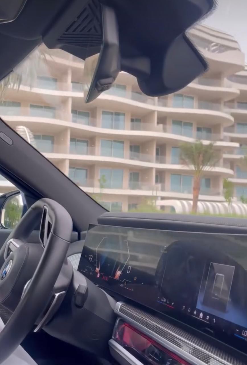 BMW i7 2023