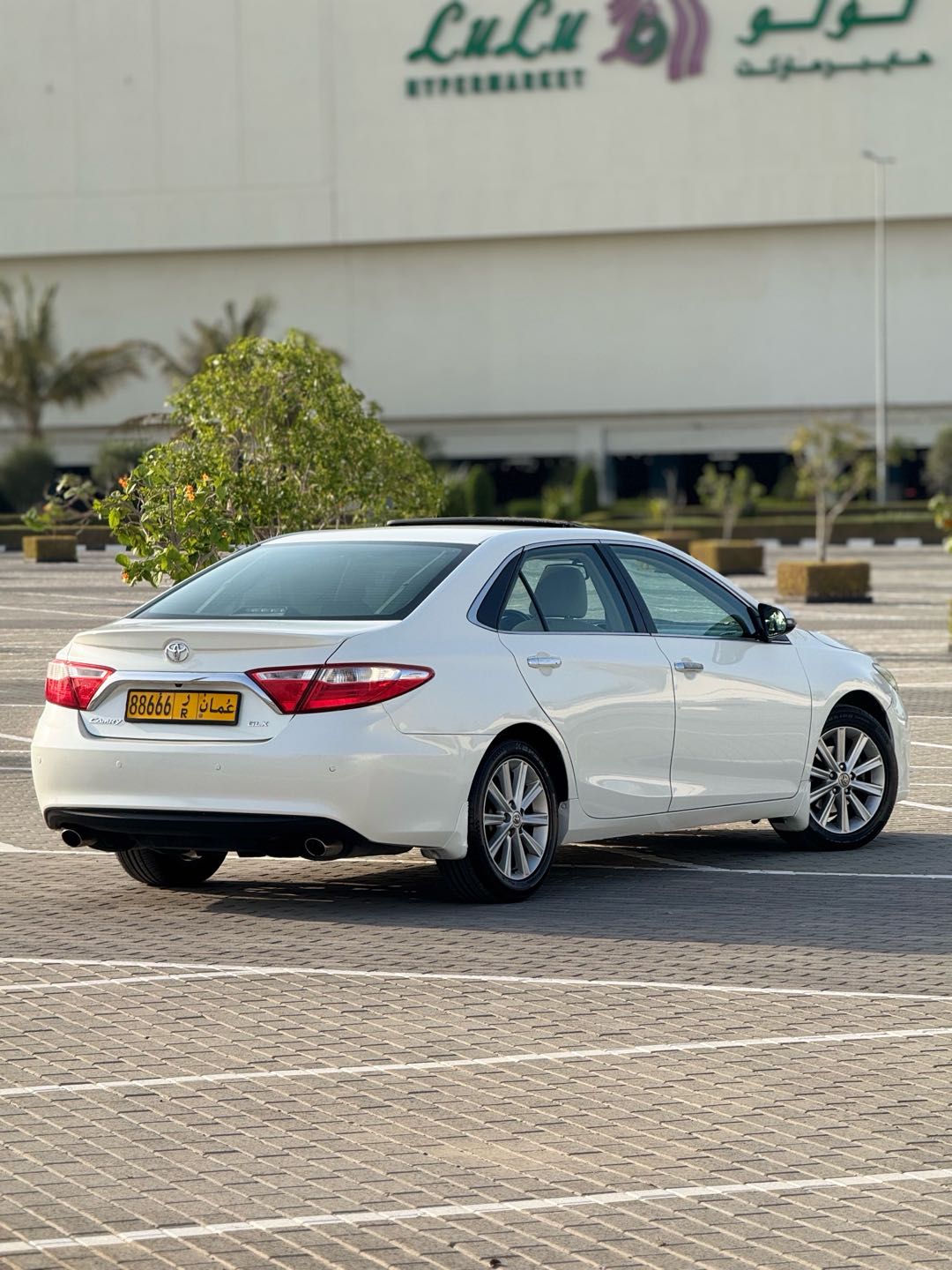 Car Image 2016 TOYOTA CAMRY GLX