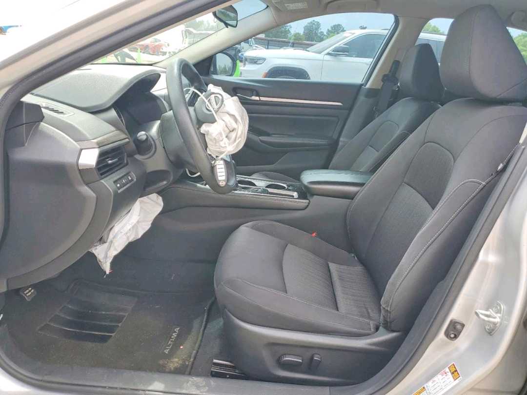 Car Image 2023 NISSAN ALTIMA