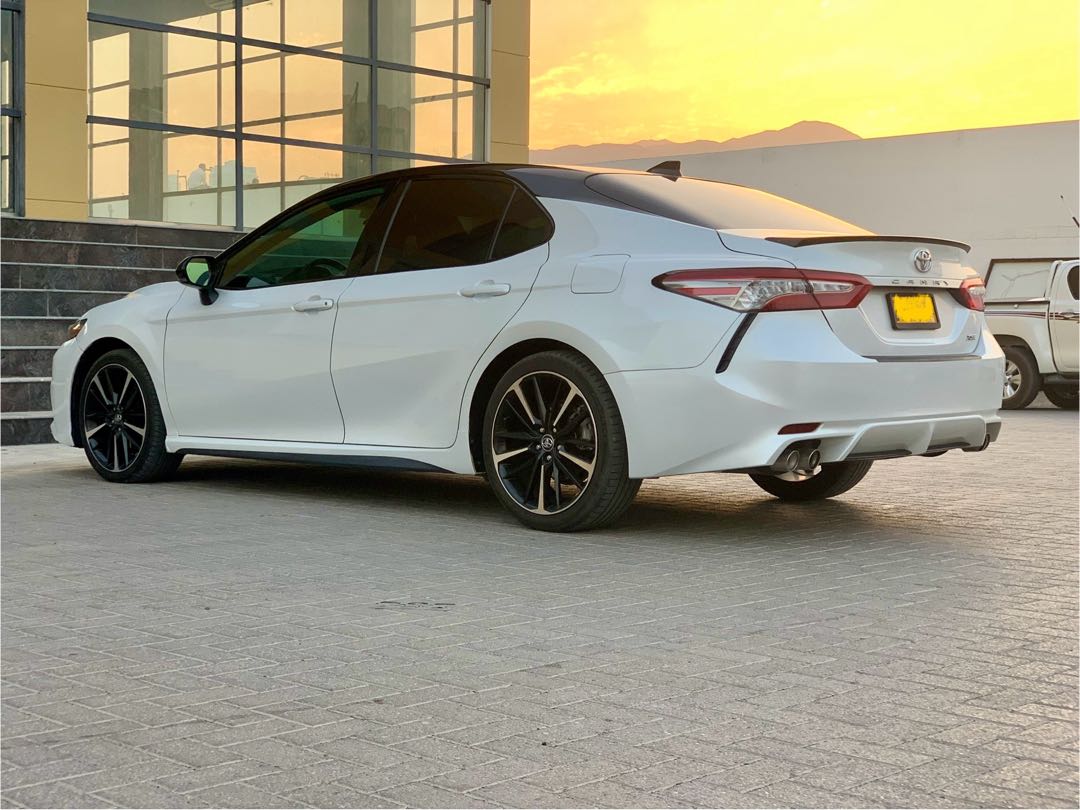 Car Image 2019 TOYOTA CAMRY XSE