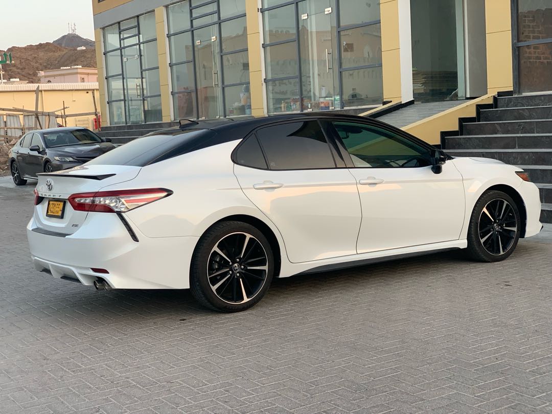 Car Image 2019 TOYOTA CAMRY XSE
