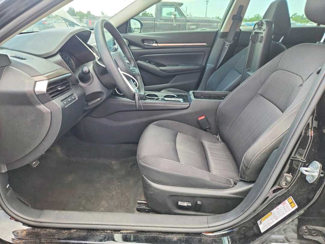 Car Image 2023 NISSAN ALTIMA
