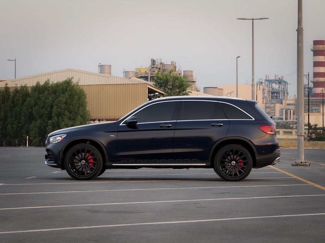 Car Image 2021 MERCEDES GLC CLASS