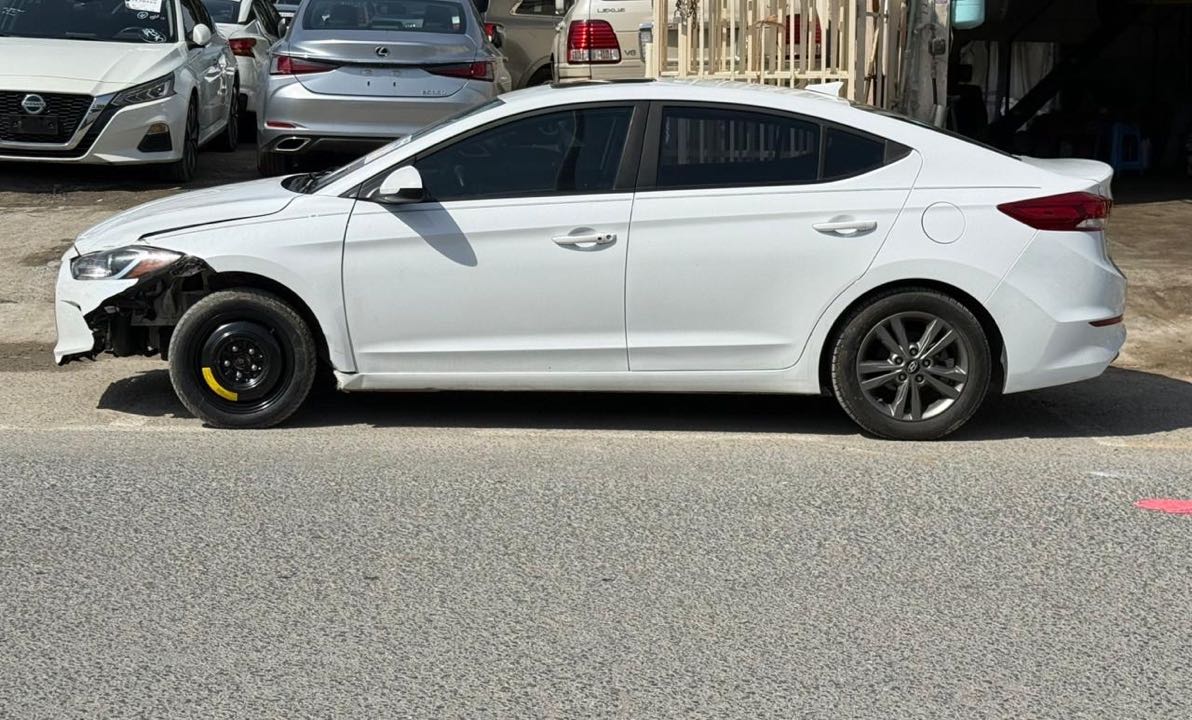 Car Image 2018 HYUNDAI ELANTRA