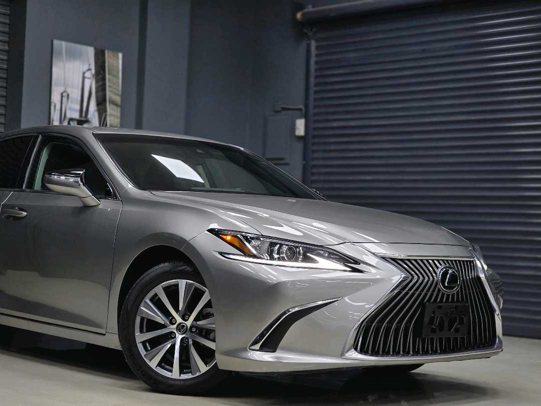 Car Image 2020 LEXUS ES 350