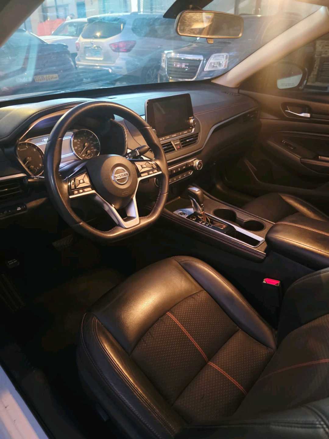 Car Image 2019 NISSAN ALTIMA 