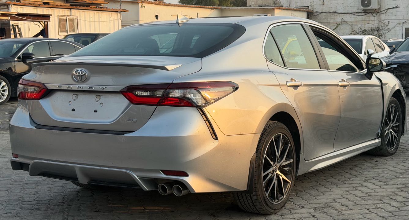 Car Image 2022 TOYOTA CAMRY