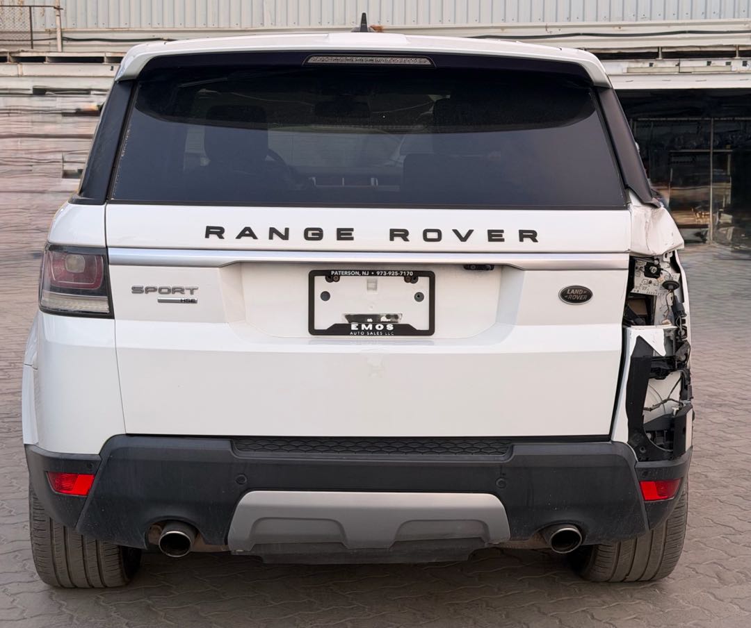 Car Image 2016 LAND ROVER SPORT