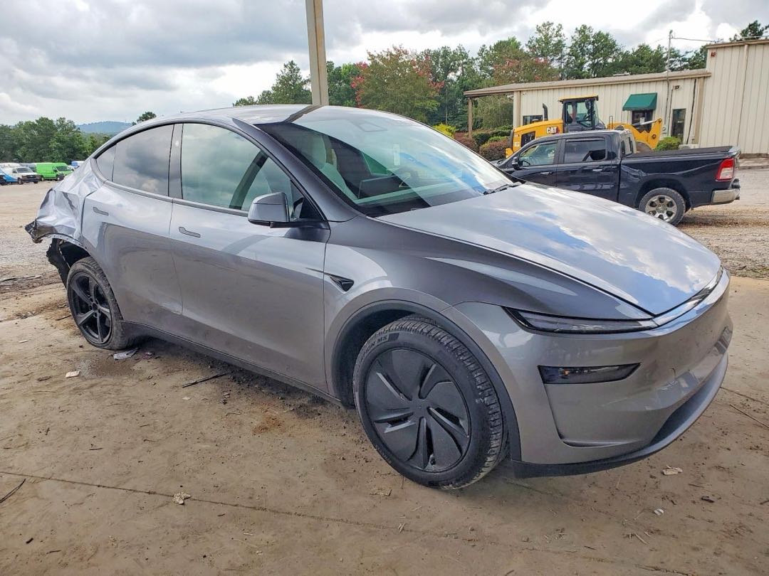 Car Image 2026 TESLA Model Y