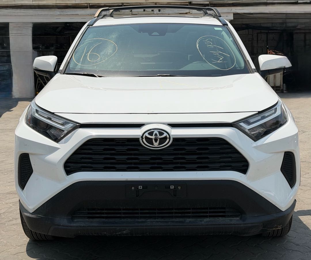 Car Image 2022 TOYOTA RAV4